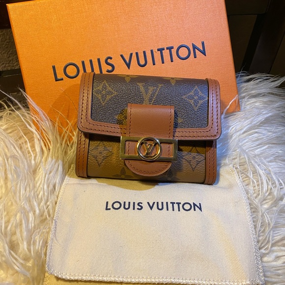 ❌SOLD❌Louis Vuitton wallet, new with receipt. - Picture 7 of 7